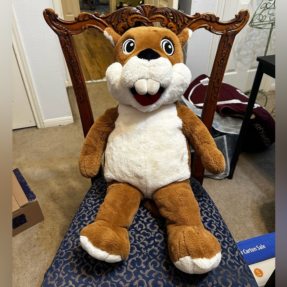 Bucces Brown and White Plush Toy